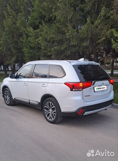 Mitsubishi Outlander 2.0 CVT, 2018, 69 800 км
