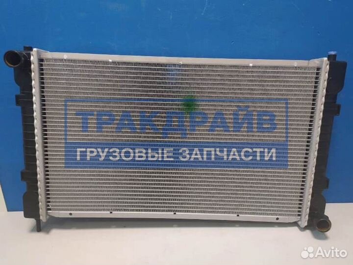 Радиатор Мерседес 814 627х368х34 мм