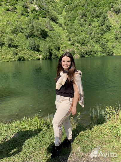 Спортивный костюм женский