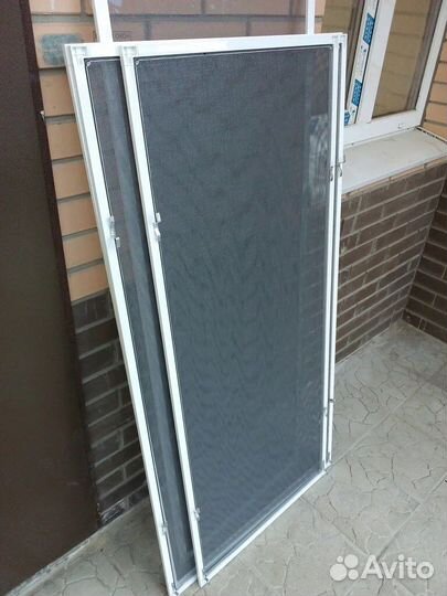 Москитные сетки на окна