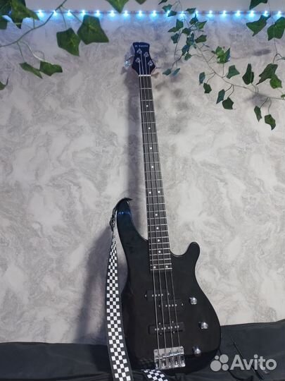 Бас гитара terris thb 43 bk