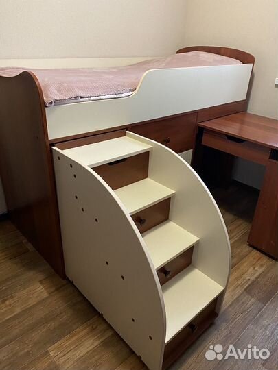 Детская кровать чердак