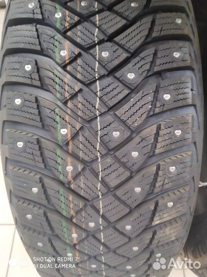 Goodyear UltraGrip Arctic 2 235/55 R17