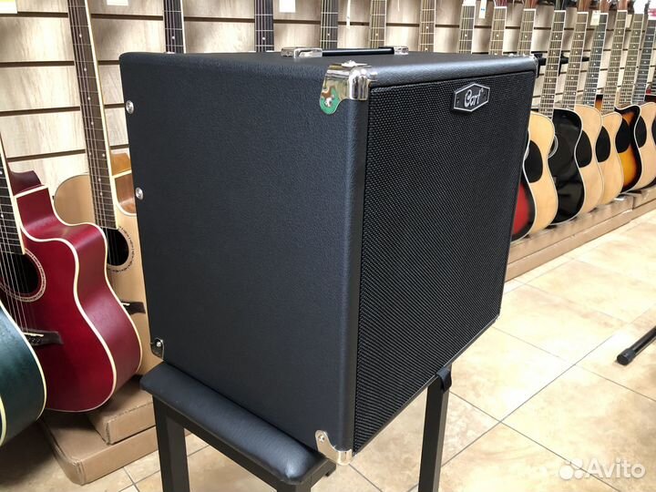 Басовый комбоусилитель, Cort CM150B-EU 150Вт