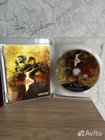 Resident evil 5+metal gear 4 ps3