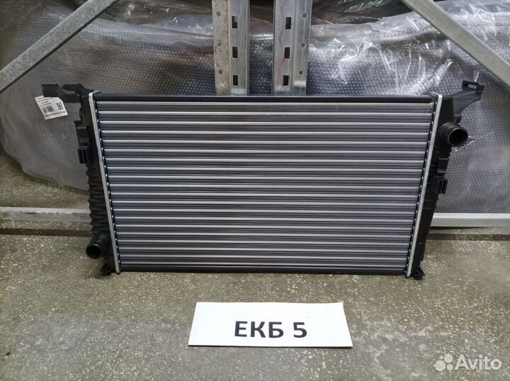 Радиатор МКПП дизель Renault Duster 1