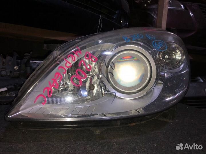 Фара передняя левая Mercedes-Benz B-Class T245232