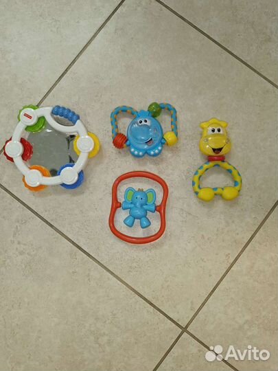 Погремушки Chicco, Fisher price