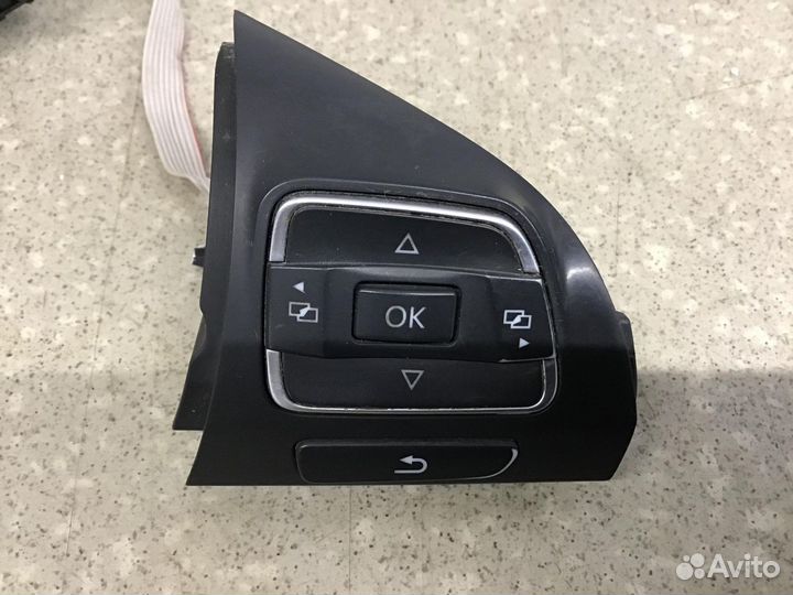 Блок кнопок VW Amarok 2010