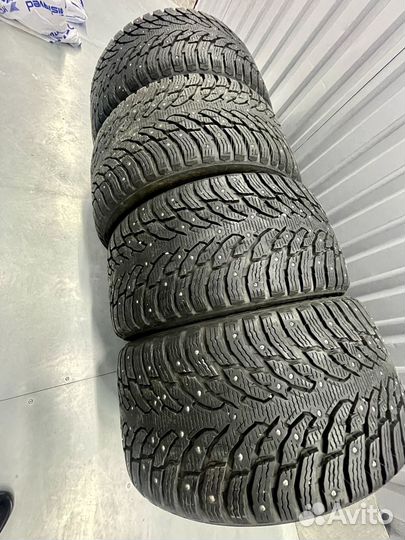 Nokian Tyres Hakkapeliitta 9 SUV 295/35 R21 107T