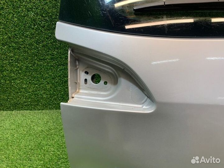 Крышка багажника Renault Scenic