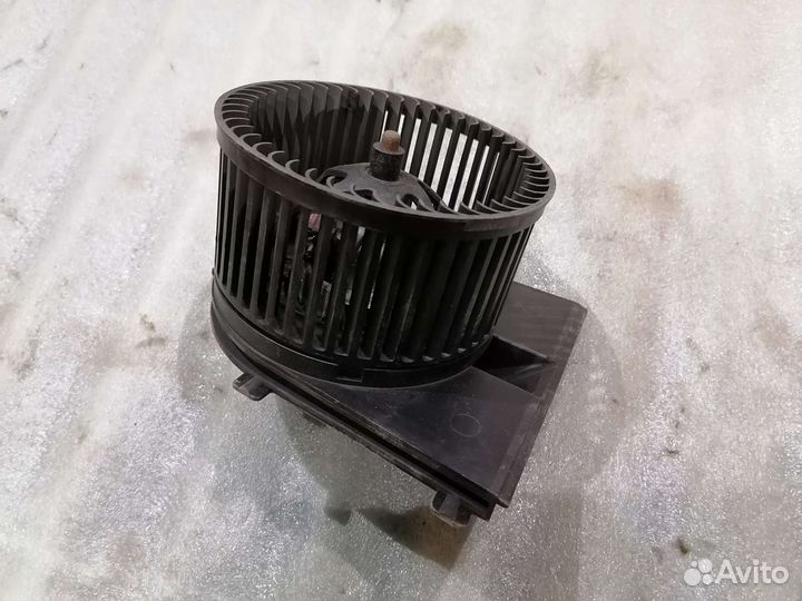 Моторчик отопителя VW Golf4,VAG 1J1819021B