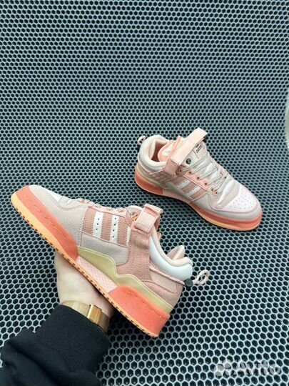 Кроссовки Adidas Forum Low x Bad Bunny Easter Egg