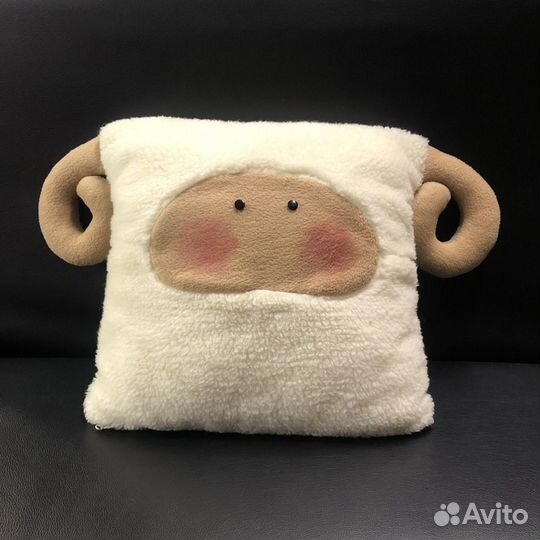 Тёплая овечка подушка на мериносе