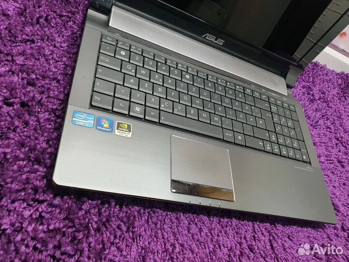 Asus intel core i7 GeForce GT 630m