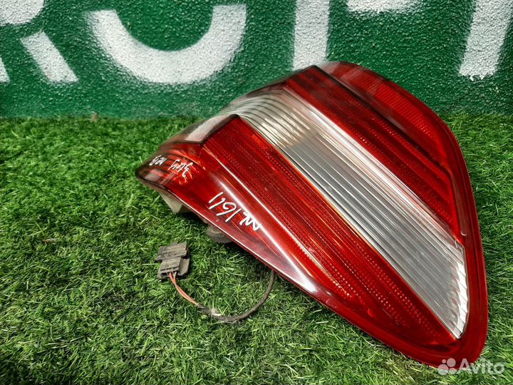 Фонарь задний левый на Mercedes W164