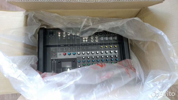 Активный микшерный пульт Yamaha EMX7