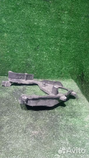 Кожух ремня грм Mitsubishi Lancer Cedia