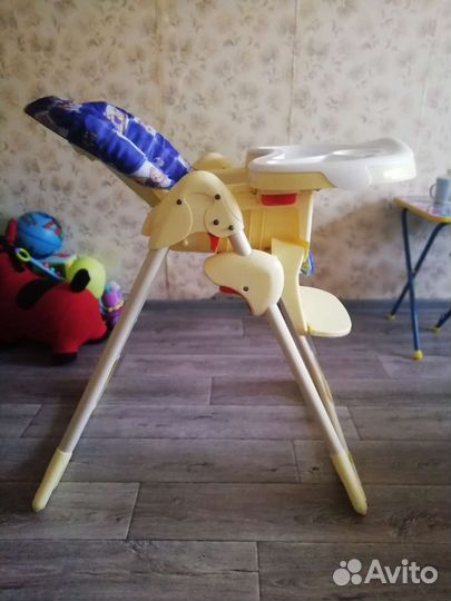 Стульчик для кормления