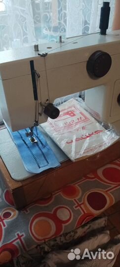 Швейная машинка чайка