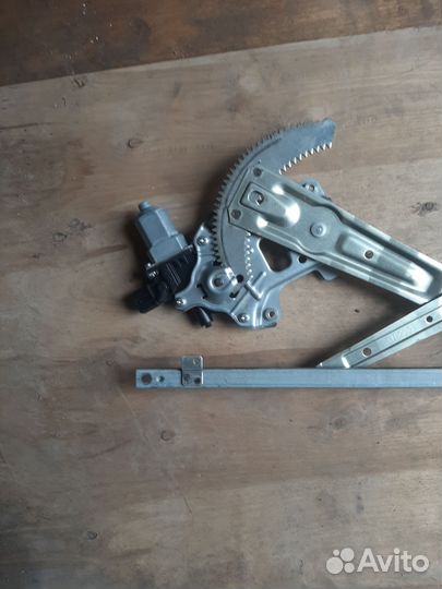 Стеклоподьемник водительск на митсубиси оутлендер