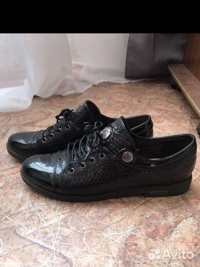 Ботинки женские