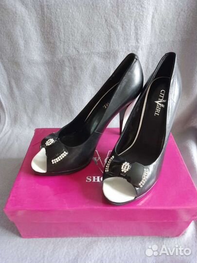 Туфли женские нарядные новые. Размер 37