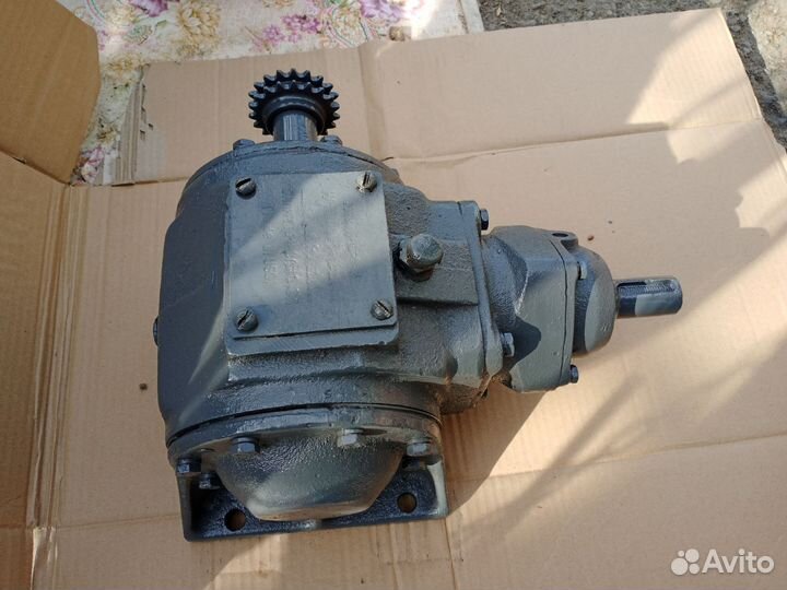 Угловой редуктор для сельхозтехники