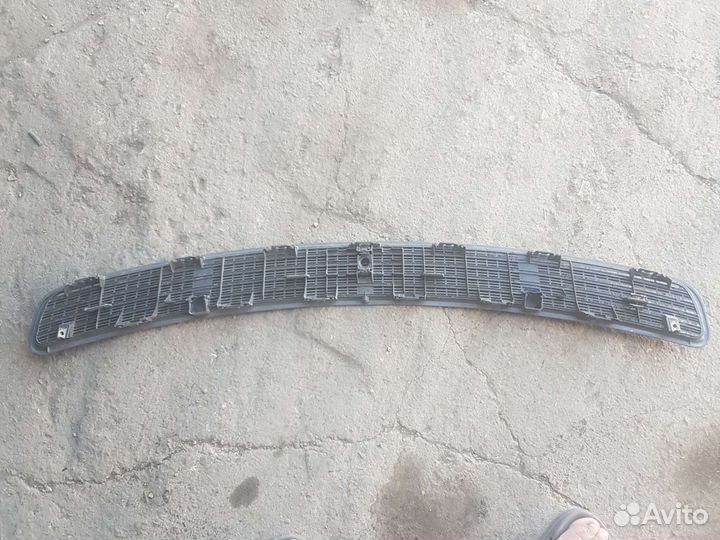 Вентиляционная решетка Mercedes e-class