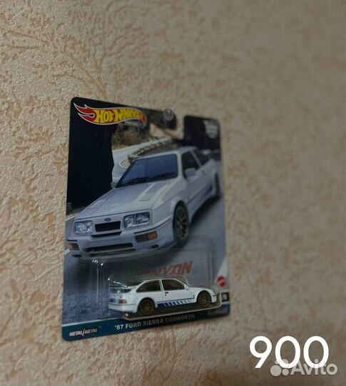 Hot wheels premium разные от