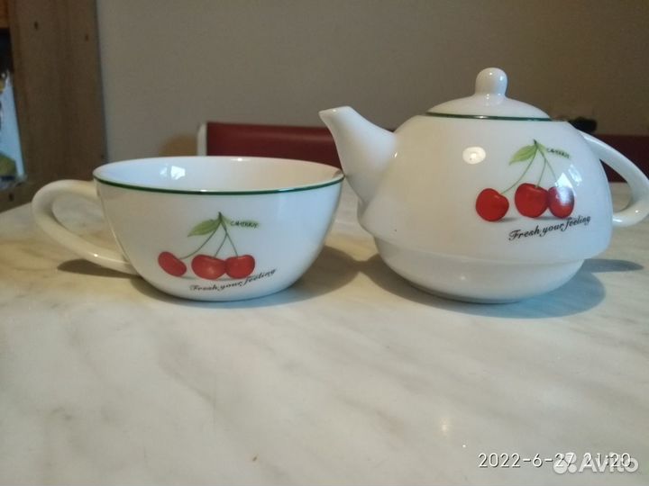 Чайничек заварочный маленький с кружечкой