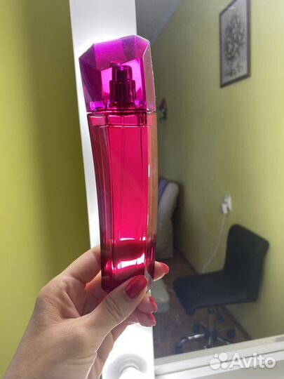 Парфюмированная вода женская Эскада