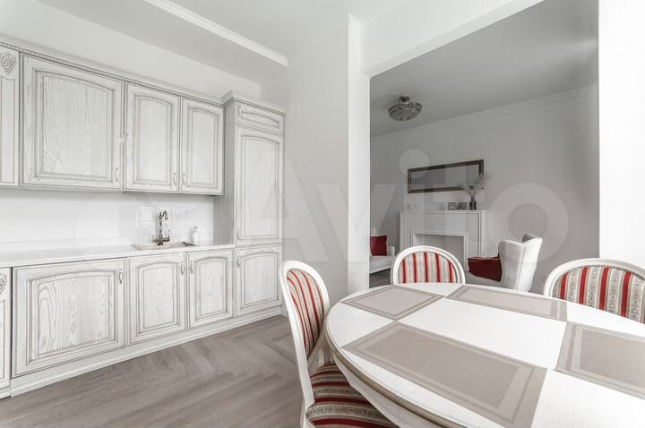 3-к. квартира, 96 м², 4/5 эт.