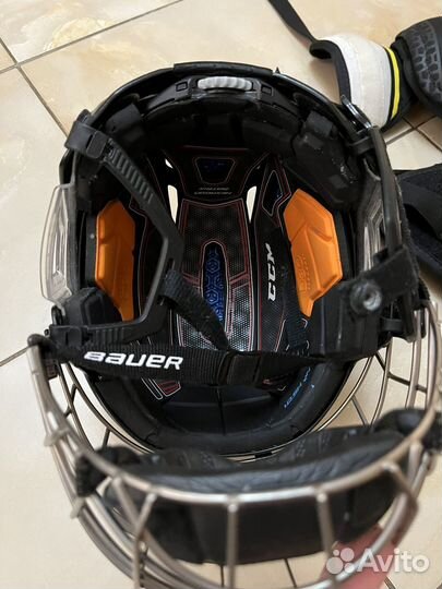 2 Хоккейных шлема 7-10 лет bauer