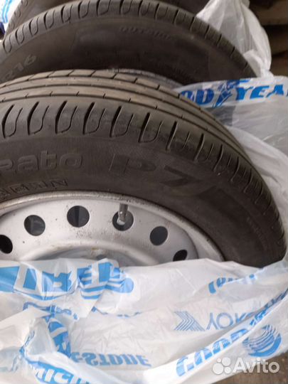 Pirelli Cinturato P7 205/55 R16