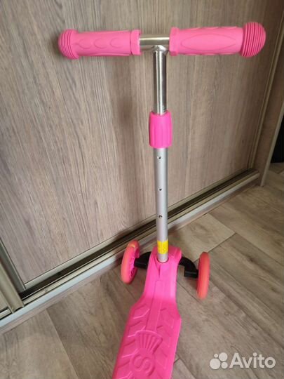 Самокат детский трехколесный
