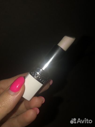 Помада Avon