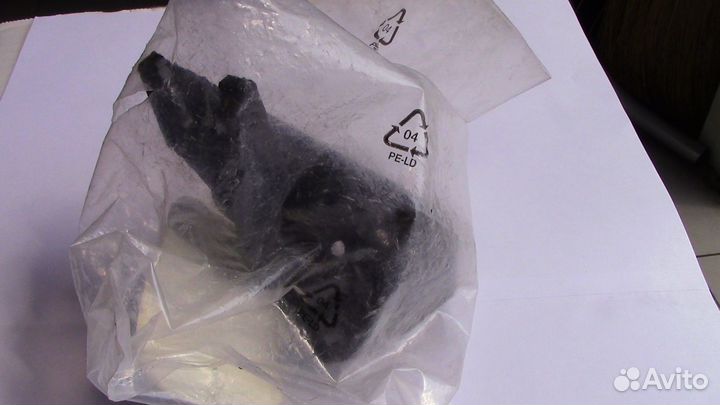 Держатель тросов переключения передач LADA Largus