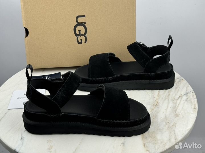 Сандалии UGG Goldenstar Sandal Black