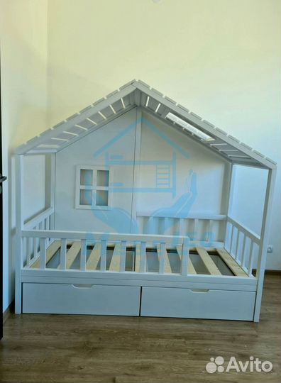 Кровать Домик