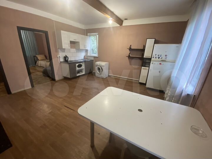 2-к. квартира, 90 м², 2/3 эт.