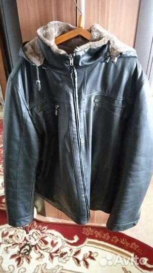 Кожаная куртка мужская с капюшоном