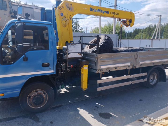 Isuzu NQR75 с КМУ, 2008