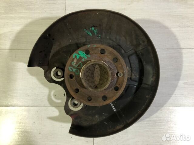 Поворотный кулак задний левый cadillac BLS 1.9 диз