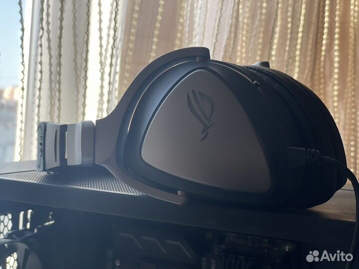 Наушники asus ROG