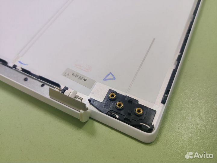 Крышка матрицы HP 15-CS 15-CW белая нет 1 заглушки