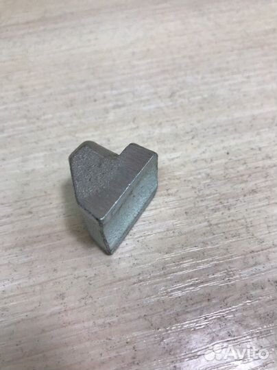 Клин регулировочный колёсного тормоза knott F250