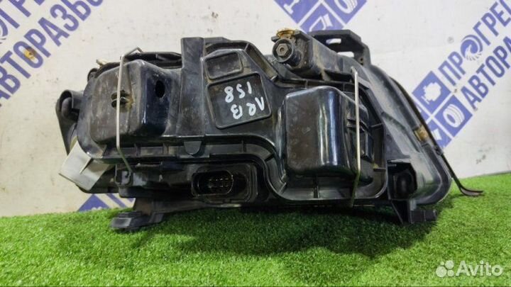 Фара передняя левая Audi A6 седан 2.8 ACK 1997