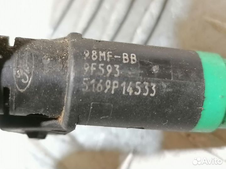 Форсунка двигателя Ford Focus 2005-2008