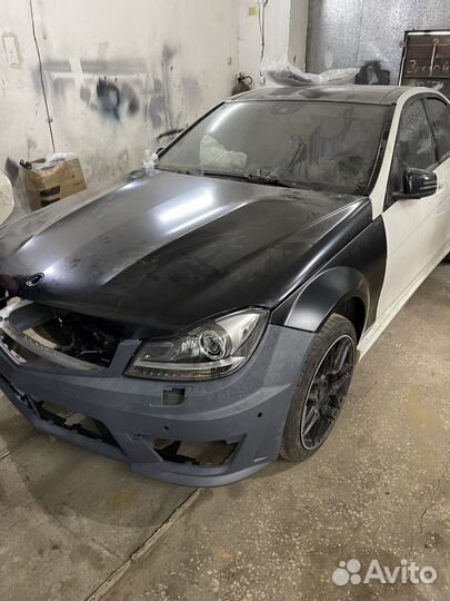 Удлиненная морда от оригинальной c63 w204